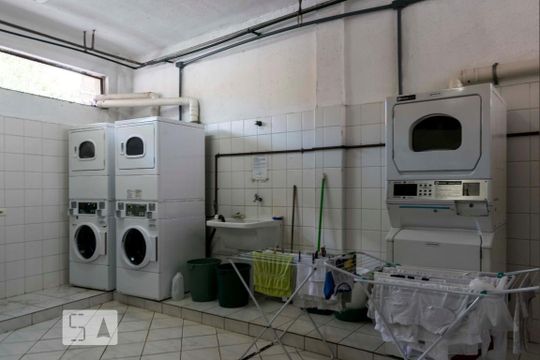 Lavanderia de apartamento à venda com 2 quartos, 64m² em Aclimação, São Paulo