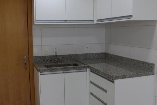 Cozinha de apartamento para alugar com 1 quarto, 33m² em Norte , Brasília