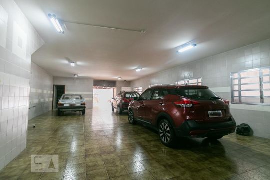 Garagem de casa à venda com 4 quartos, 456m² em Penha de França, São Paulo