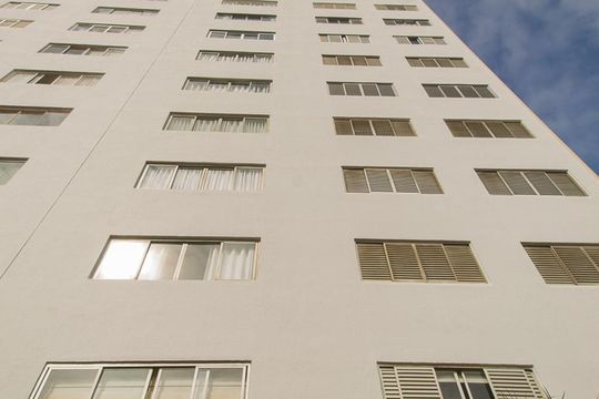Fachada  de apartamento para alugar com 2 quartos, 65m² em Vila Mariana, São Paulo