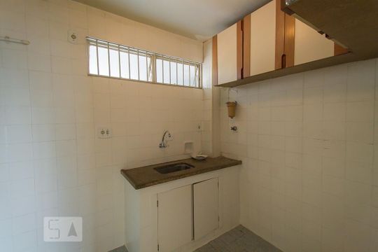 Cozinha  de apartamento para alugar com 2 quartos, 65m² em Vila Mariana, São Paulo