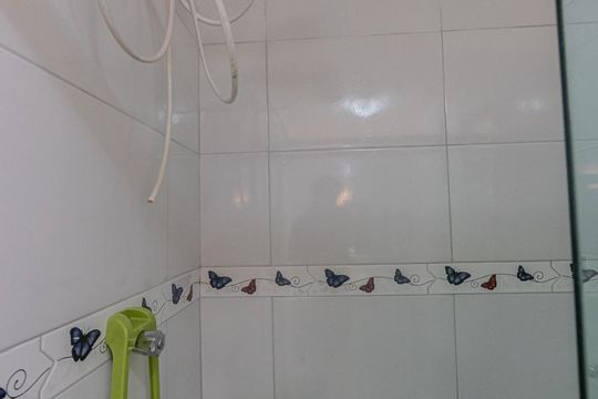 Banheiro Social de apartamento à venda com 2 quartos, 62m² em Vila Bertioga, São Paulo