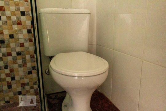 Banheiro de kitnet/studio à venda com 1 quarto, 30m² em Liberdade, São Paulo