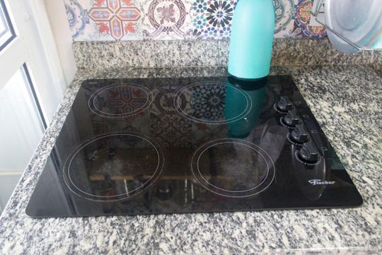Cozinha de apartamento para alugar com 1 quarto, 41m² em República, São Paulo