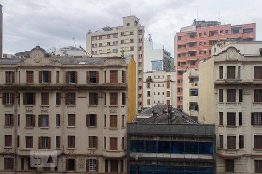 Vista de apartamento para alugar com 1 quarto, 41m² em República, São Paulo