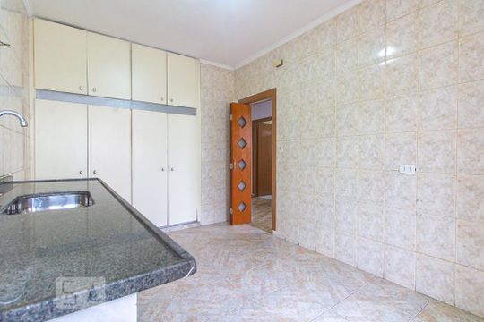 Cozinha de casa à venda com 2 quartos, 200m² em Vila Zelina, São Paulo