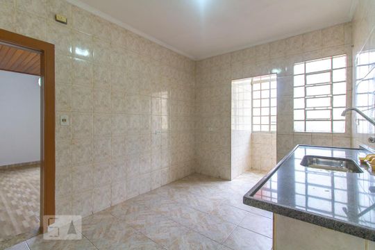 Cozinha de casa à venda com 2 quartos, 200m² em Vila Zelina, São Paulo