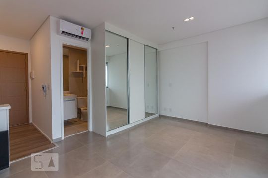 Studio de kitnet/studio à venda com 1 quarto, 32m² em Vila Yara, Osasco