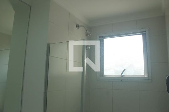 Banheiro de apartamento para alugar com 2 quartos, 49m² em Socorro, São Paulo