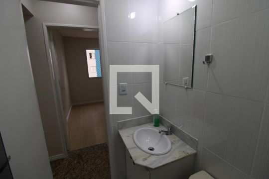 Banheiro de apartamento para alugar com 3 quartos, 63m² em Vila Guilherme, São Paulo