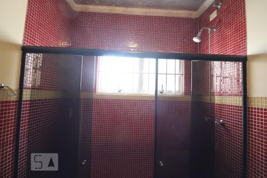 Banheiro 1 de casa para alugar com 3 quartos, 200m² em Centreville, Santo André