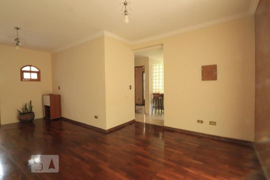Casa para alugar com 3 quartos, 200m² em Centreville, Santo André