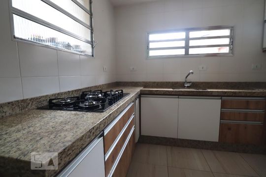 Cozinha de casa para alugar com 3 quartos, 200m² em Centreville, Santo André