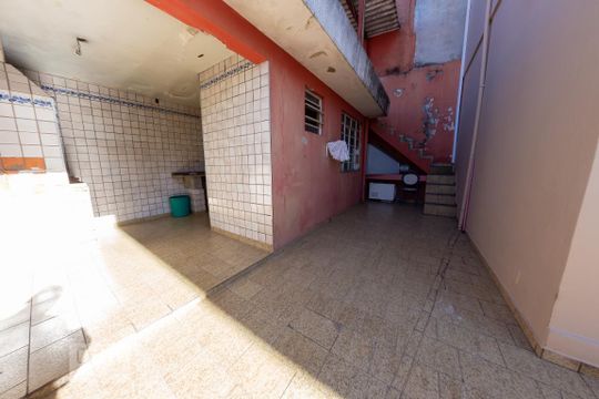 Churrasqueira de casa à venda com 3 quartos, 168m² em Piqueri, São Paulo