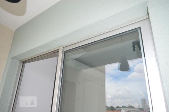 varanda de apartamento para alugar com 2 quartos, 58m² em Vila Mazzei, São Paulo