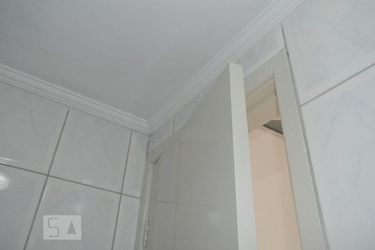 Banheiro de apartamento para alugar com 2 quartos, 58m² em Vila Mazzei, São Paulo