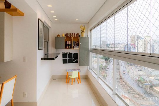 varanda de apartamento à venda com 3 quartos, 90m² em Santa Cruz, Belo Horizonte