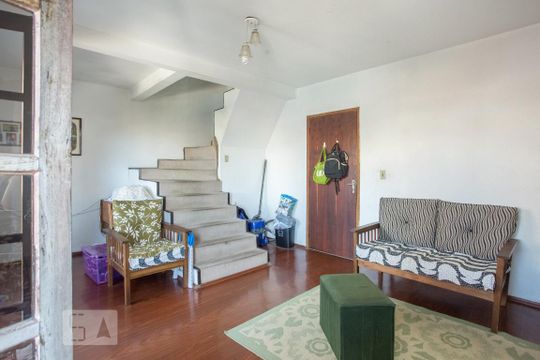 Sala de casa à venda com 3 quartos, 120m² em Vila Barbosa, São Paulo
