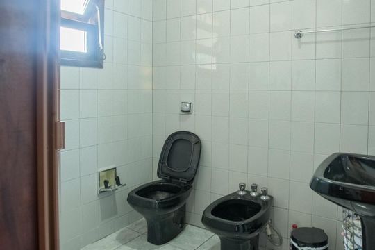 Banheiro da Suíte de casa à venda com 3 quartos, 120m² em Vila Barbosa, São Paulo