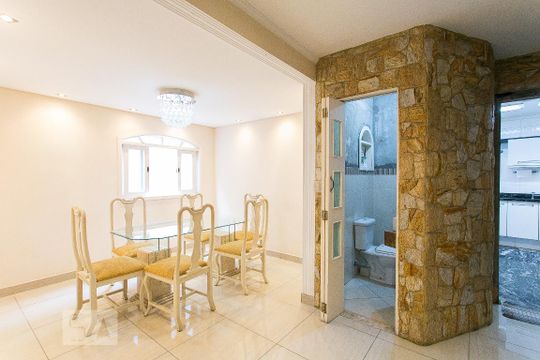 Sala de Jantar de casa para alugar com 3 quartos, 210m² em Quarta Parada, São Paulo
