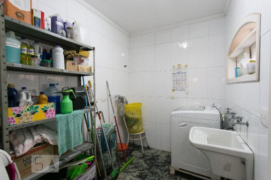Área de Serviço de casa para alugar com 3 quartos, 210m² em Quarta Parada, São Paulo