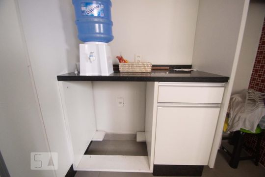 Armários de Serviço de apartamento à venda com 3 quartos, 110m² em Jardim das Acácias, São Paulo