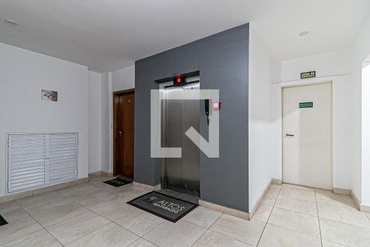 Área comum - Elevador de apartamento à venda com 2 quartos, 65m² em Jardim Matarazzo, São Paulo