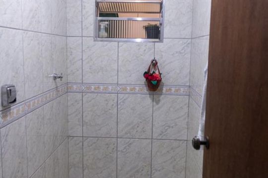 Banheiro de casa à venda com 3 quartos, 228m² em Parque Terra Nova II, São Bernardo do Campo