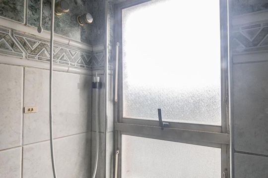 Banheiro Social de apartamento à venda com 2 quartos, 70m² em Vila Ivone, São Paulo