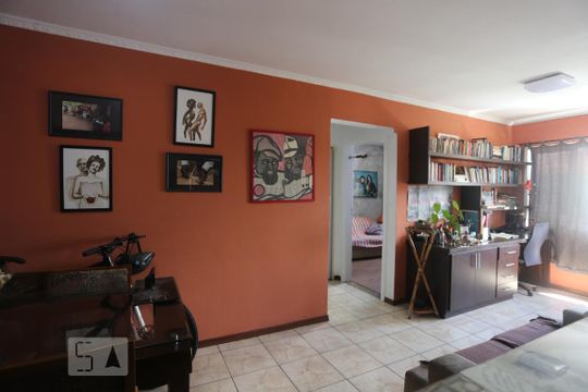 Sala de apartamento à venda com 2 quartos, 70m² em Jardim Roberto, Osasco