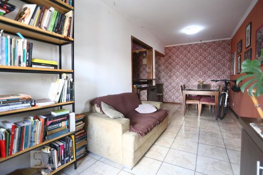 Sala de apartamento à venda com 2 quartos, 70m² em Jardim Roberto, Osasco