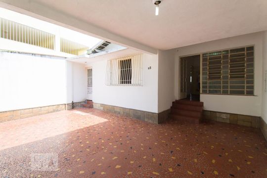 Garagem  de casa à venda com 5 quartos, 240m² em Vila Monumento, São Paulo