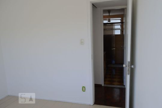 Quarto 1 de apartamento à venda com 2 quartos, 58m² em Fonseca, Niterói