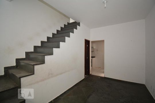 Sala de casa de condomínio à venda com 3 quartos, 90m² em Todos Os Santos, Rio de Janeiro