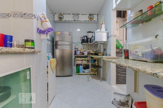 Cozinha de apartamento para alugar com 3 quartos, 140m² em Copacabana, Rio de Janeiro