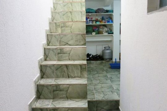 Escada de casa à venda com 2 quartos, 60m² em Vila Maria Alta, São Paulo