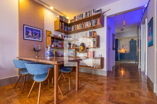 Sala de apartamento à venda com 3 quartos, 115m² em Cerqueira César, São Paulo