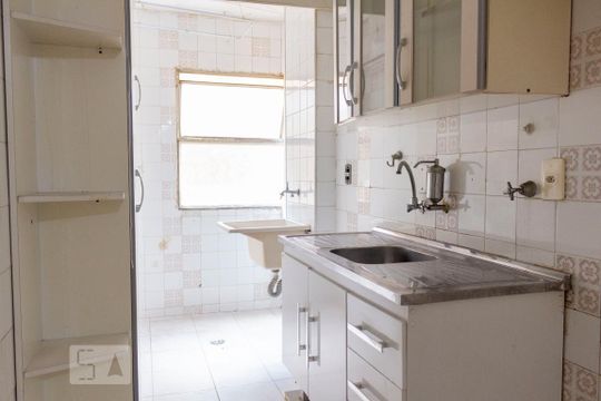Cozinha de apartamento à venda com 1 quarto, 35m² em Liberdade, São Paulo