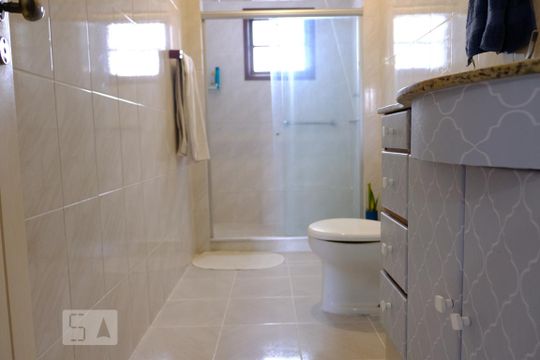 Banheiro da suíte de casa à venda com 3 quartos, 500m² em Freguesia de Jacarepaguá, Rio de Janeiro