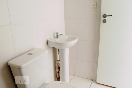 Banheiro de apartamento à venda com 1 quarto, 33m² em Liberdade, São Paulo