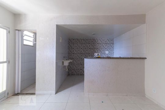 Cozinha de kitnet/studio para alugar com 1 quarto, 30m² em Água Santa, Rio de Janeiro
