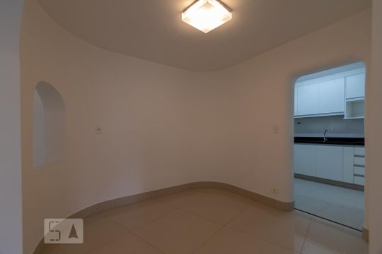Sala de apartamento à venda com 2 quartos, 102m² em Vila Suzana, São Paulo