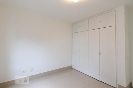 Quarto de apartamento à venda com 2 quartos, 102m² em Vila Suzana, São Paulo