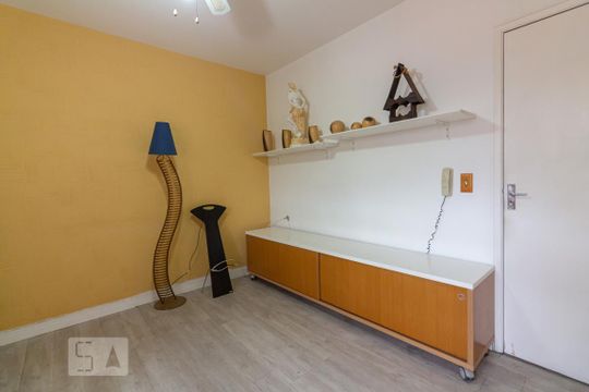 Sala de apartamento à venda com 2 quartos, 51m² em Jardim Roberto, Osasco