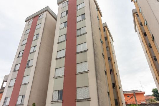 Fachada do bloco de apartamento à venda com 2 quartos, 51m² em Jardim Roberto, Osasco