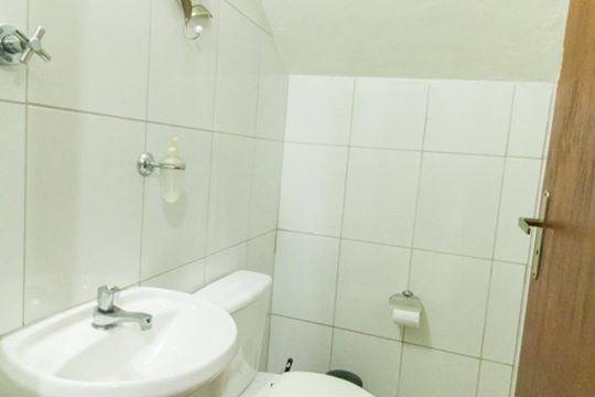 Banheiro - Churrasqueira de casa à venda com 3 quartos, 160m² em Vila Carbone, São Paulo