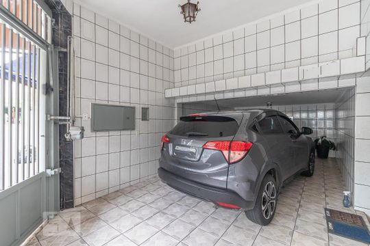 Garagem de casa à venda com 3 quartos, 280m² em Vila Talarico, São Paulo