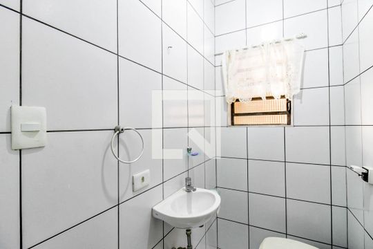 Lavabo de casa à venda com 3 quartos, 120m² em Jardim Novo Santo Amaro, São Paulo