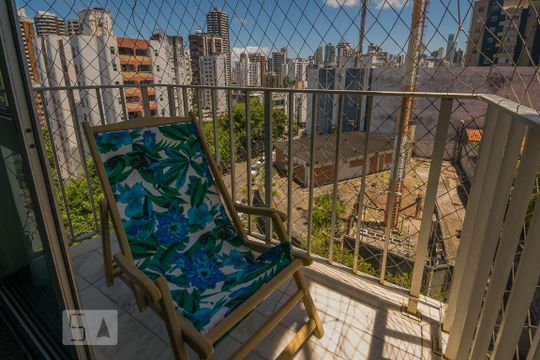 Varanda Sala de apartamento para alugar com 3 quartos, 70m² em Jardim Apipema, Salvador