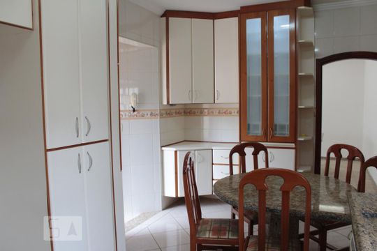 Cozinha de casa para alugar com 3 quartos, 200m² em Jardim da Fonte, Jundiaí